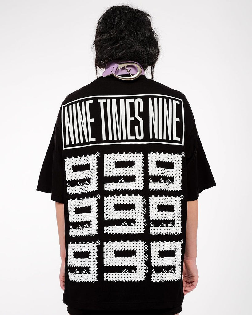 9x9 Classic Logo Tee in Black/White